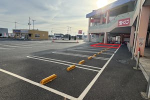 【ヘイワールド!!/レインボーエリアC】電子タバコPR(3,300円)キッチンカー(1,650円~)やプロモーションイベント(5,500円)で人気!館内入口に面した屋外スペースです!