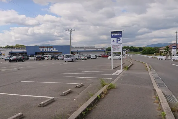 【スーパーセンタートライアル中津店】キッチンカー(調理営業)出店限定/屋外スペース