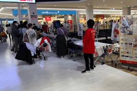 【イオンモール白山】2階かがやきストリート吹抜け