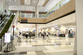 【イオンモール上尾】1F ウエストコート