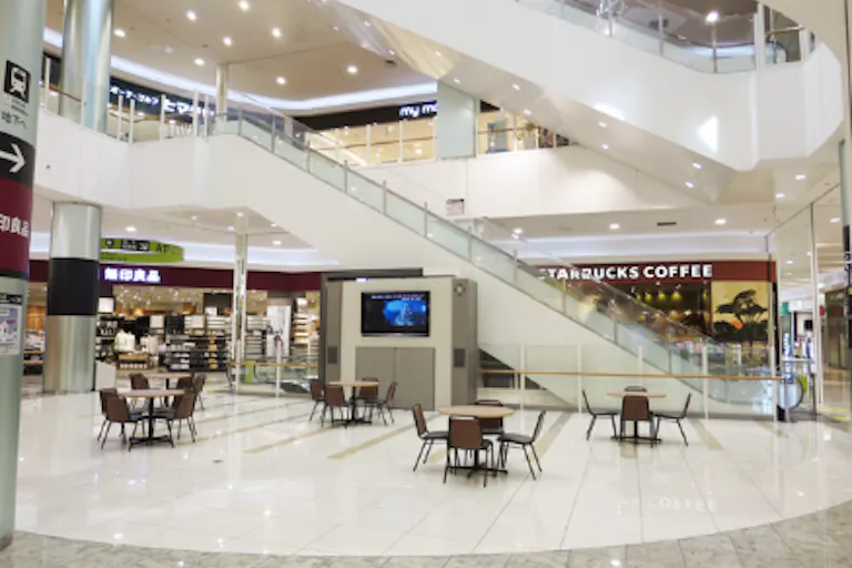 【イオンモール筑紫野】1階 イーストコートの画像1