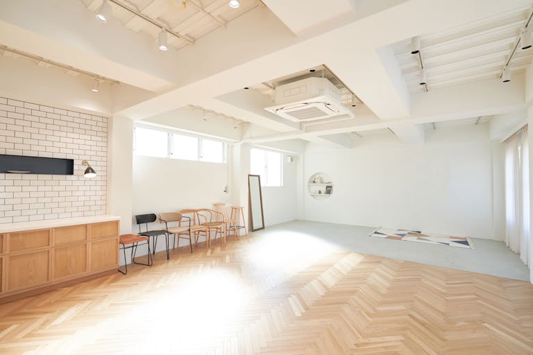 【神泉駅2分】アパレルの展示会や撮影に最適な自然光がたっぷり入るイベントスペース(5F)の画像6