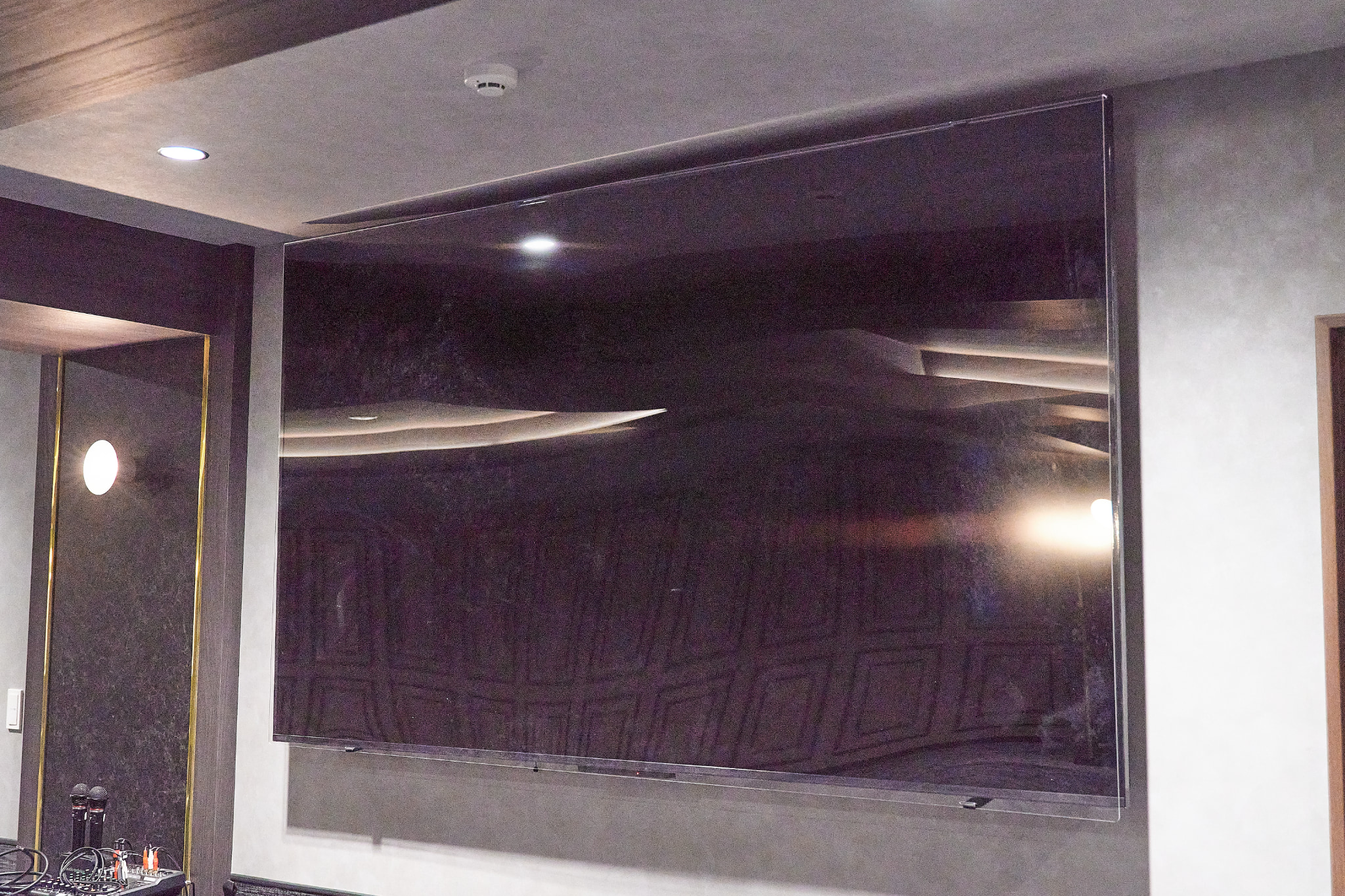 【新橋駅1分】各種パーティーやセミナーに適した落ち着いた雰囲気の貸切イベントスペース