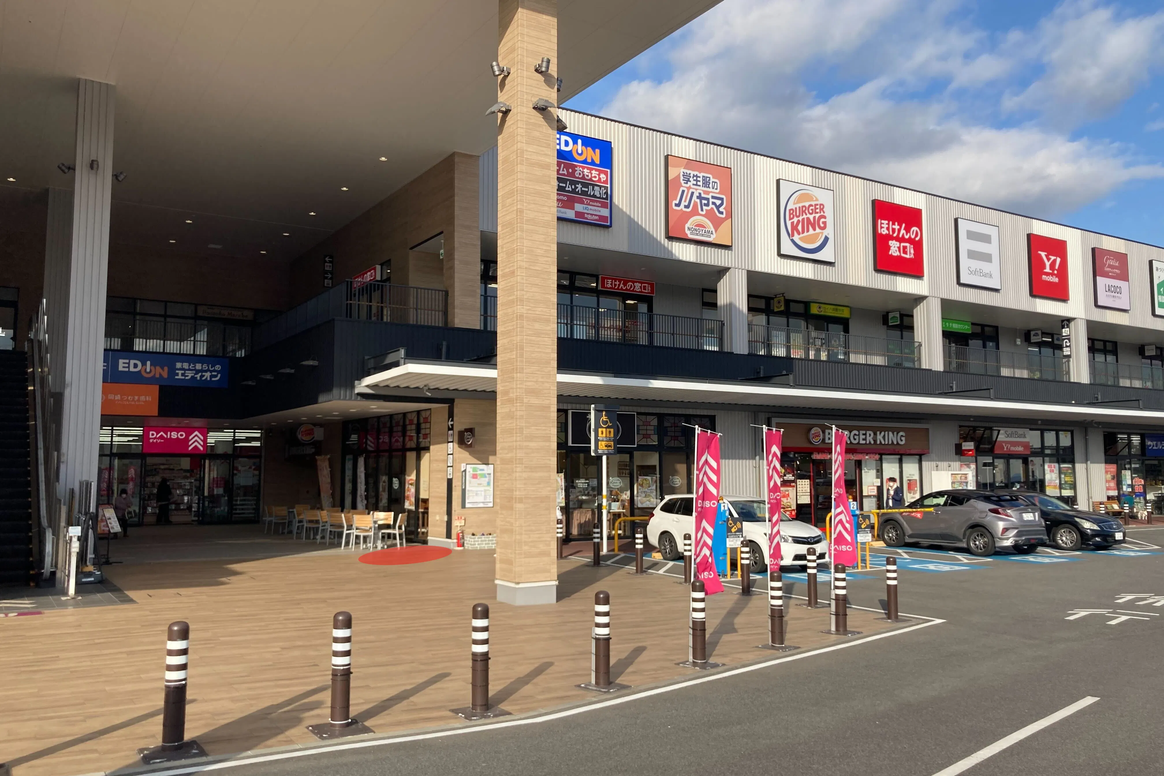 【イオンタウン岡崎美合】プロモーションイベントや各種物販に最適な視認性の高い屋外イベントスペース