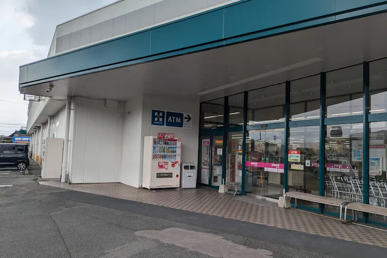 【ゆめマート八代高田】店頭軒下 ポップアップストア(物販、食物販)やプロモーション用途に最適なスーパーの屋外催事イベントスペースの画像1