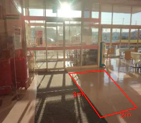 【マックスバリュ新雄物川店】サービスカウンター前 販促プロモーションに最適なスーパー店内催事イベントスペース
