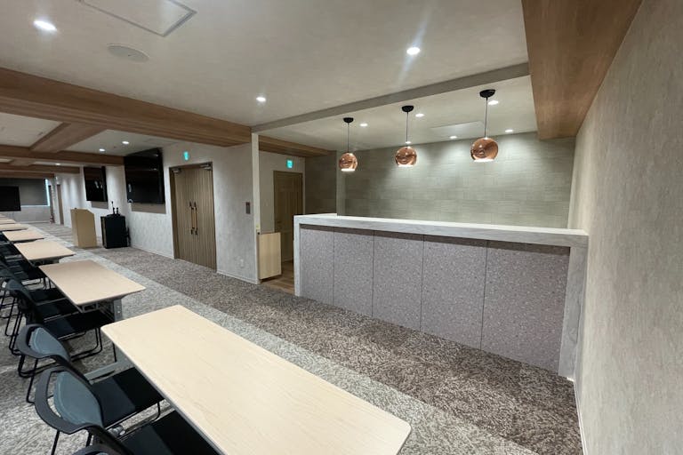 【メインフロア】