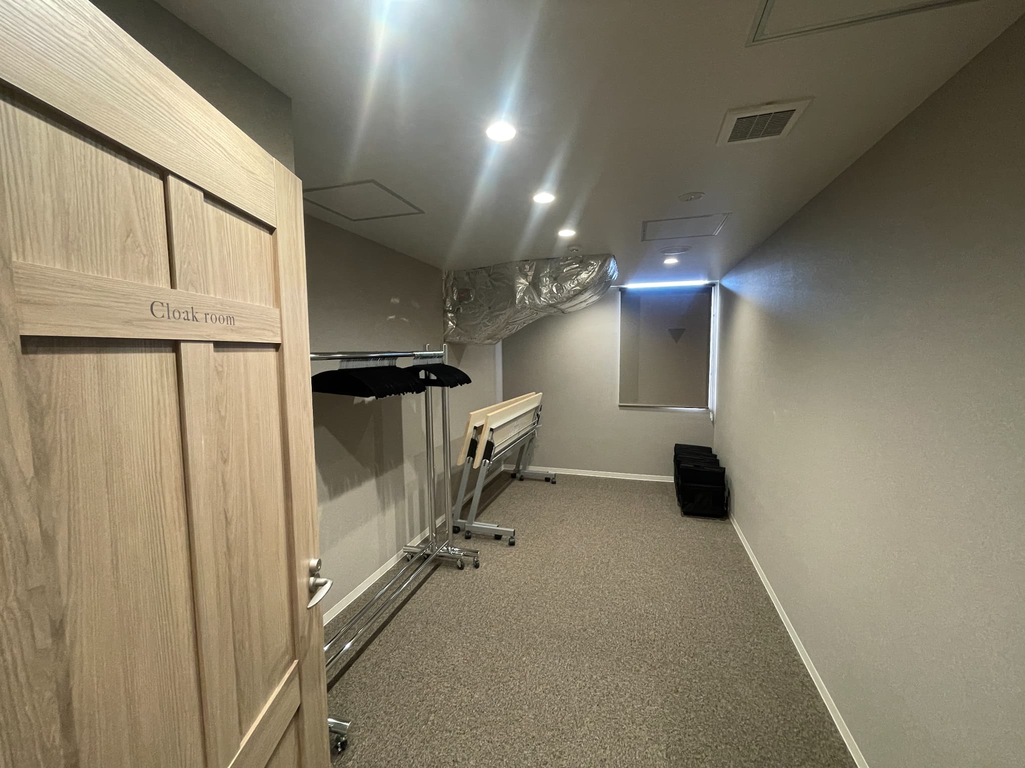 【新橋駅1分】各種パーティーや撮影・イベントに適した清潔感あふれる貸切イベントスペース