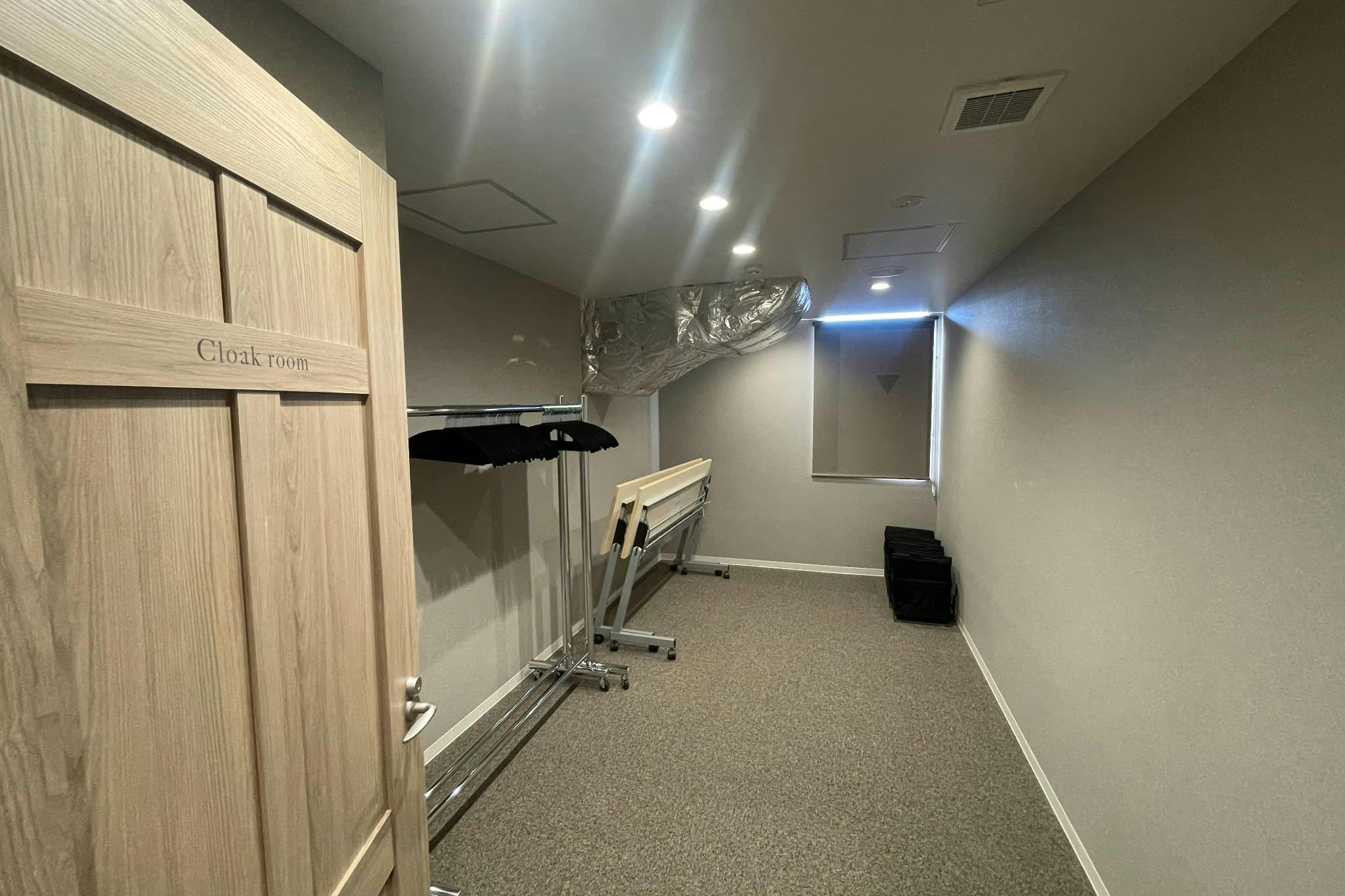 【新橋駅1分】各種パーティーや撮影・イベントに適した清潔感あふれる貸切イベントスペース