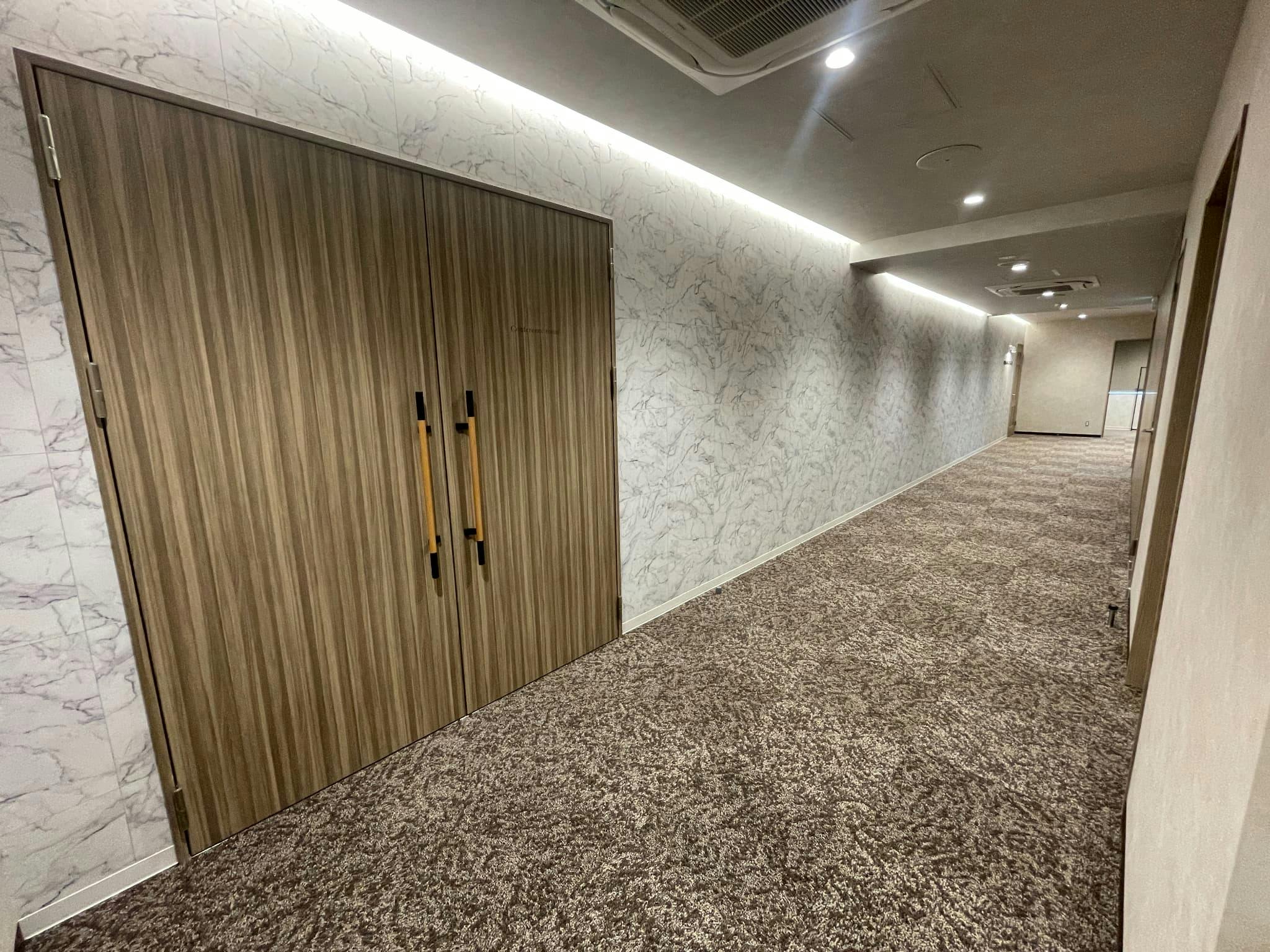 【新橋駅1分】各種パーティーや撮影・イベントに適した清潔感あふれる貸切イベントスペース