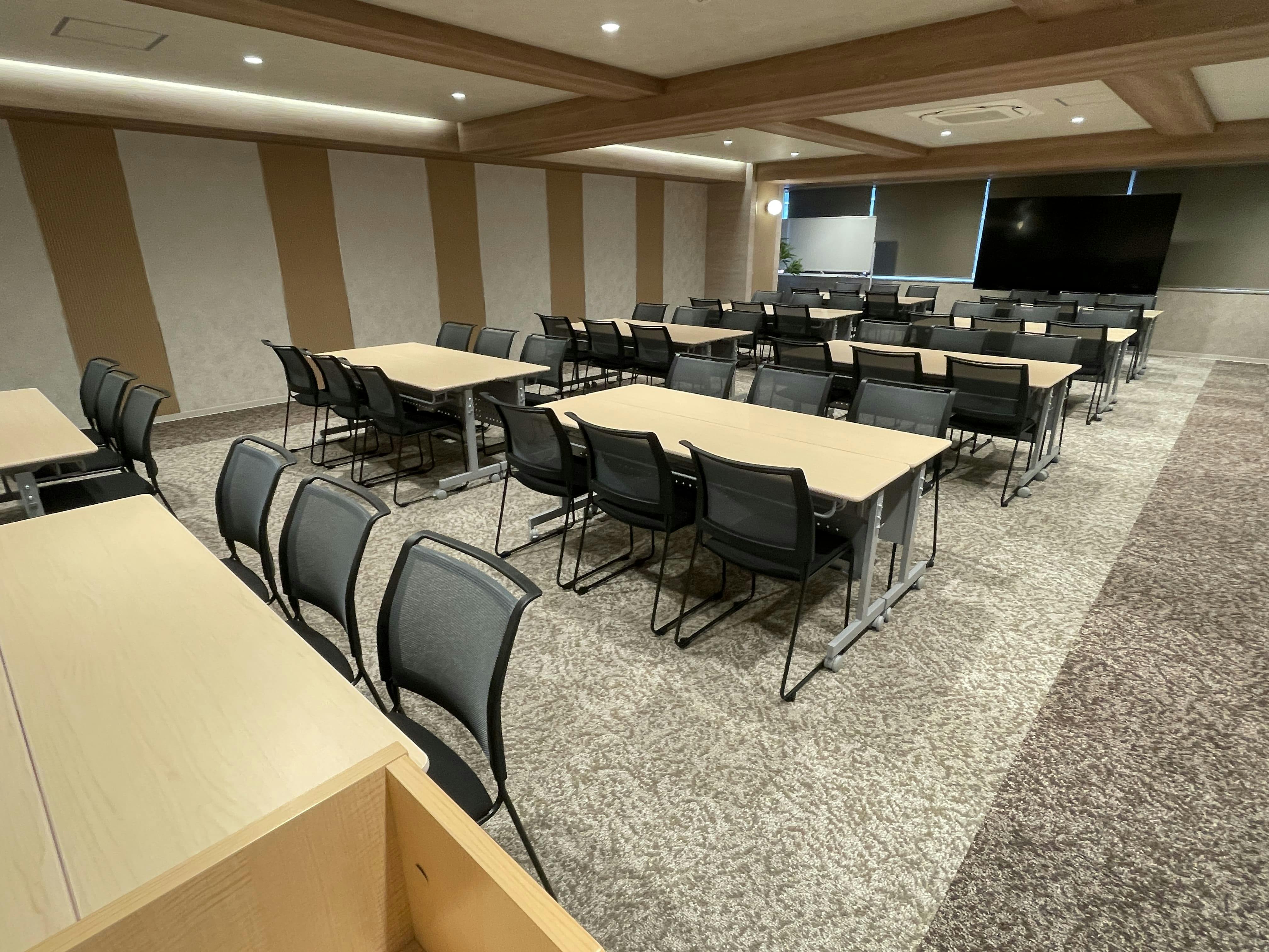 【新橋駅1分】各種パーティーや撮影・イベントに適した清潔感あふれる貸切イベントスペース