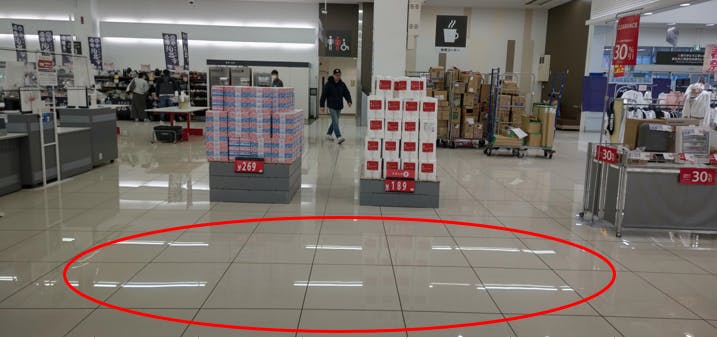 【西友　沼津店】1階レジ前　プロモーション用途や物販、食物販のポップアップストアに最適なスーパー店内催事イベントスペースの画像