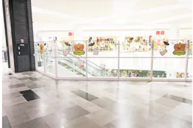 【イオンモール座間】2階ノースコート吹き抜け(ミスタードーナツ前)