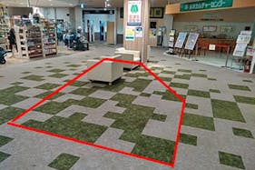 【イオンスタイル検見川浜】物販やプロモーションに適した駅チカショッピングモールの4階エスカレーター前のイベントスペース