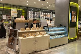 【町田マルイ】2階カレンダリウム Ⅾ02【食物販】トレンド満載のファッションや雑貨、食が集まる 人通り抜群の区画です。