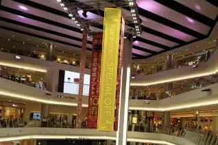 【イオンモール岡山】モール内広告 大型バナー