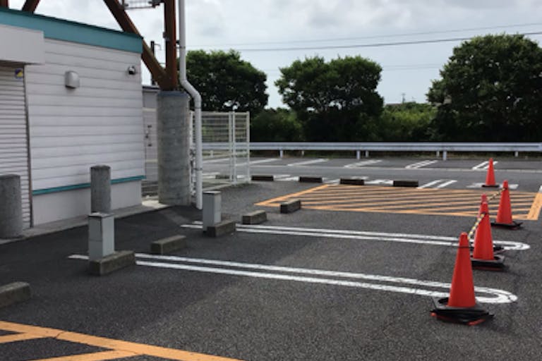 【ダイナム千葉横芝店】キッチンカーでの出店に最適なアミューズメント施設のイベントスペースの画像4