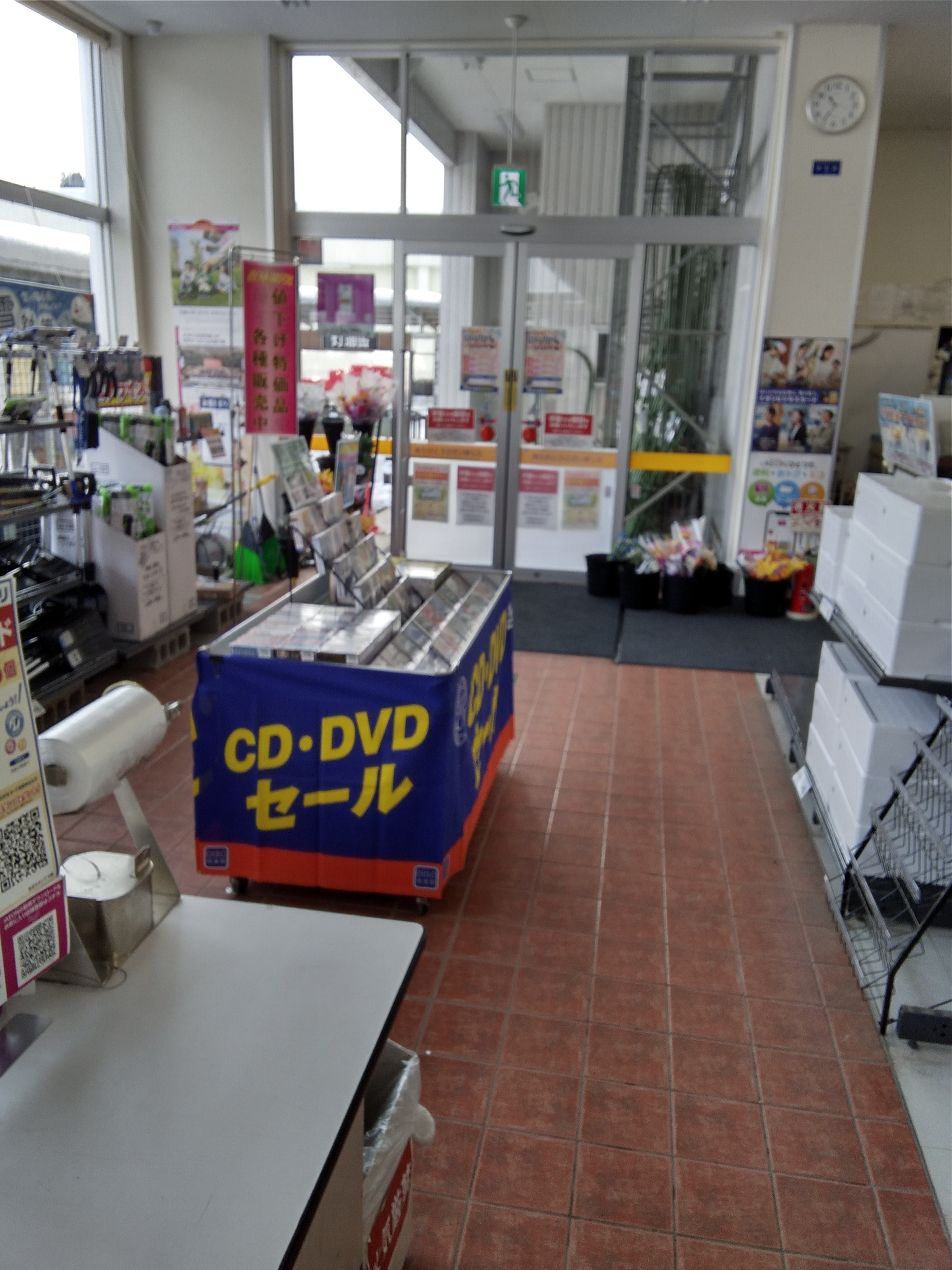 【ホームマート乙供店】店内スペース　食物販やプロモーション等の出店に最適なホームセンター店内のイベントスペース