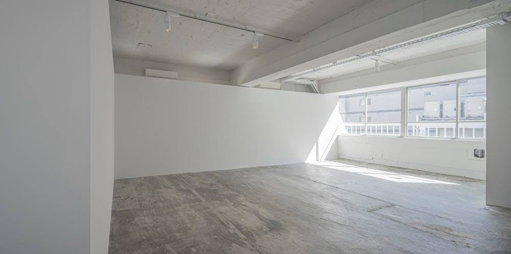 【馬喰横山駅/馬喰町駅/東日本橋駅徒歩2分】ギャラリーや展示販売会、ポップアップストアに最適なシンプルなホワイトキューブ型のイベントスペース