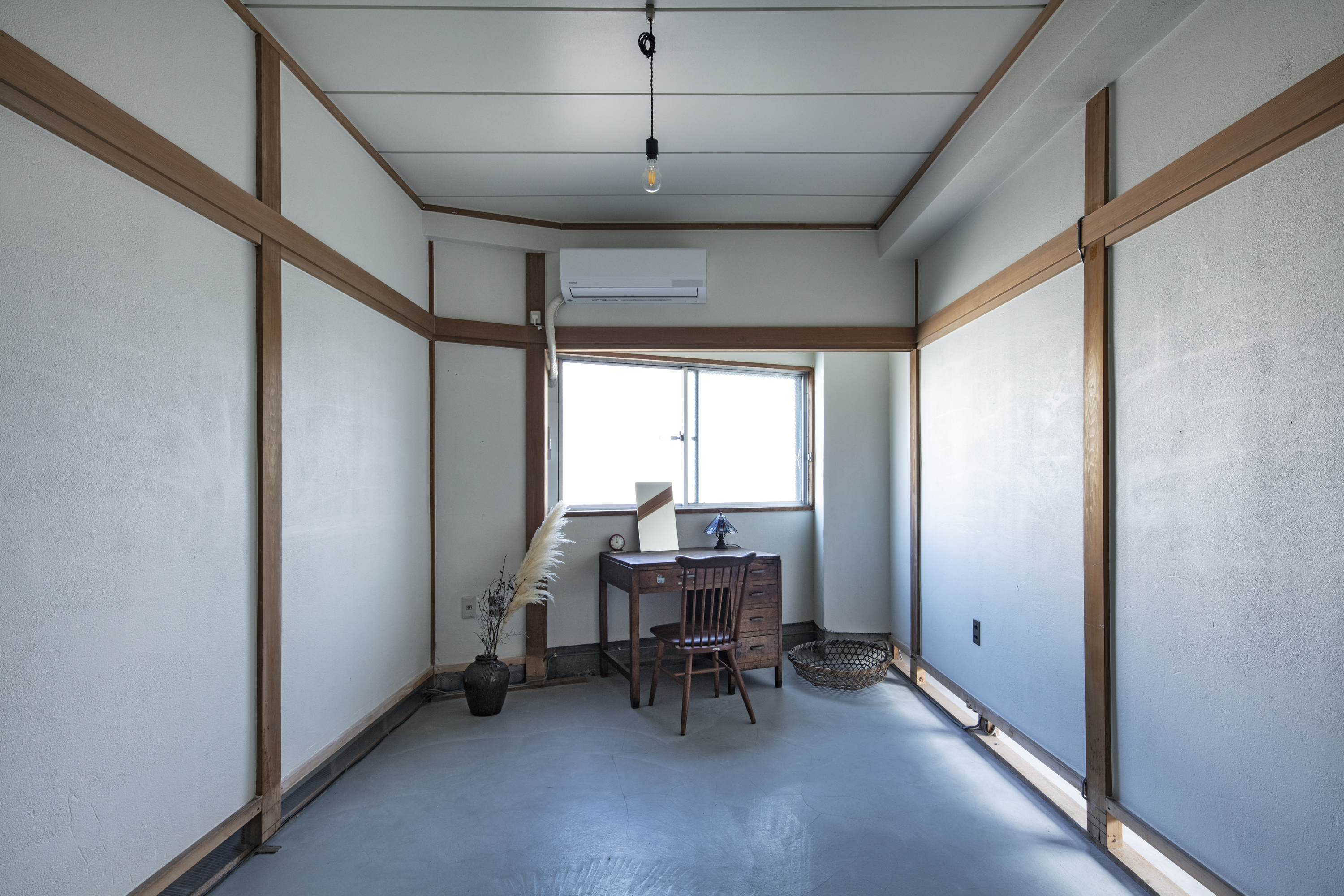 【南太田駅6分】ロケや撮影会等の撮影用途、展示会やワークショップに最適な4種の内装のコンセプトスタジオ