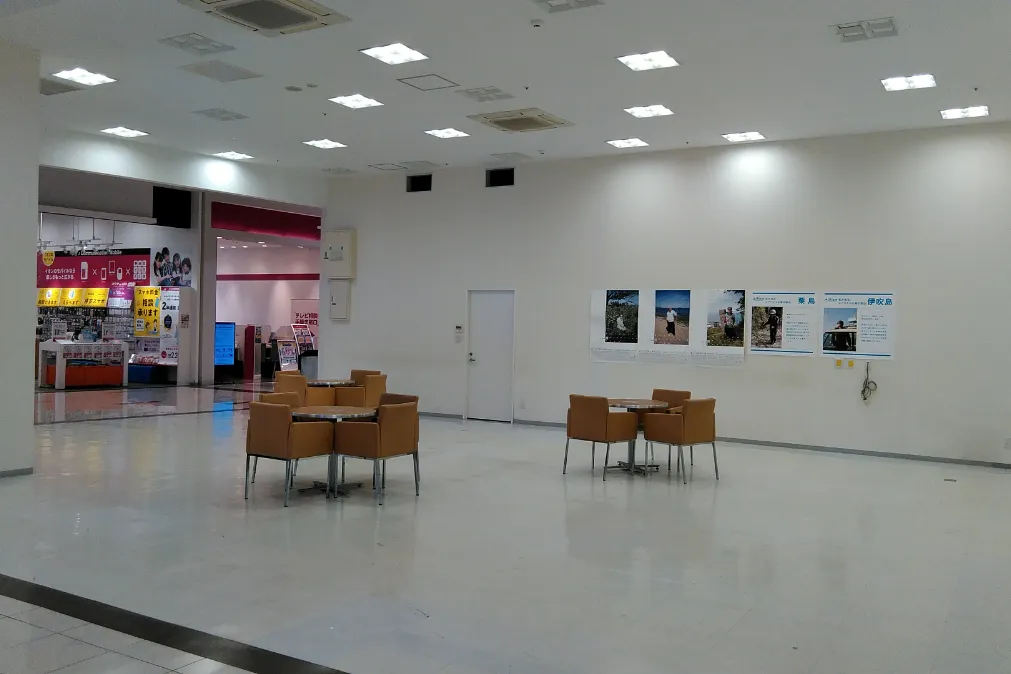 【イオンモール高松】各種プロモーションや物販、食物販のポップアップストアに最適な1Fソフトバンク横の催事イベントスペース