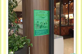 【イオンモール多摩平の森】モール内広告 柱巻き(フードコート)