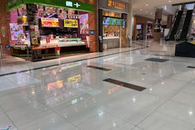 【イオンモール福津】サウスコート側通路A(唐十前)