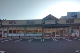 【Aコープ旭店】販促イベントやキッチンカー出店に最適な店舗前屋外スペース