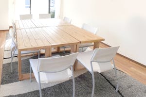 【飯田橋駅1分】教室・セミナーに適したイ【飯田橋駅地下鉄出口・徒歩1分】教室・セミナーに適したイベントスペース(8名迄)ベントスペース(8名迄)