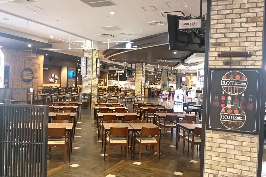 【イオンモール広島府中】モール内広告 1Fフードコート