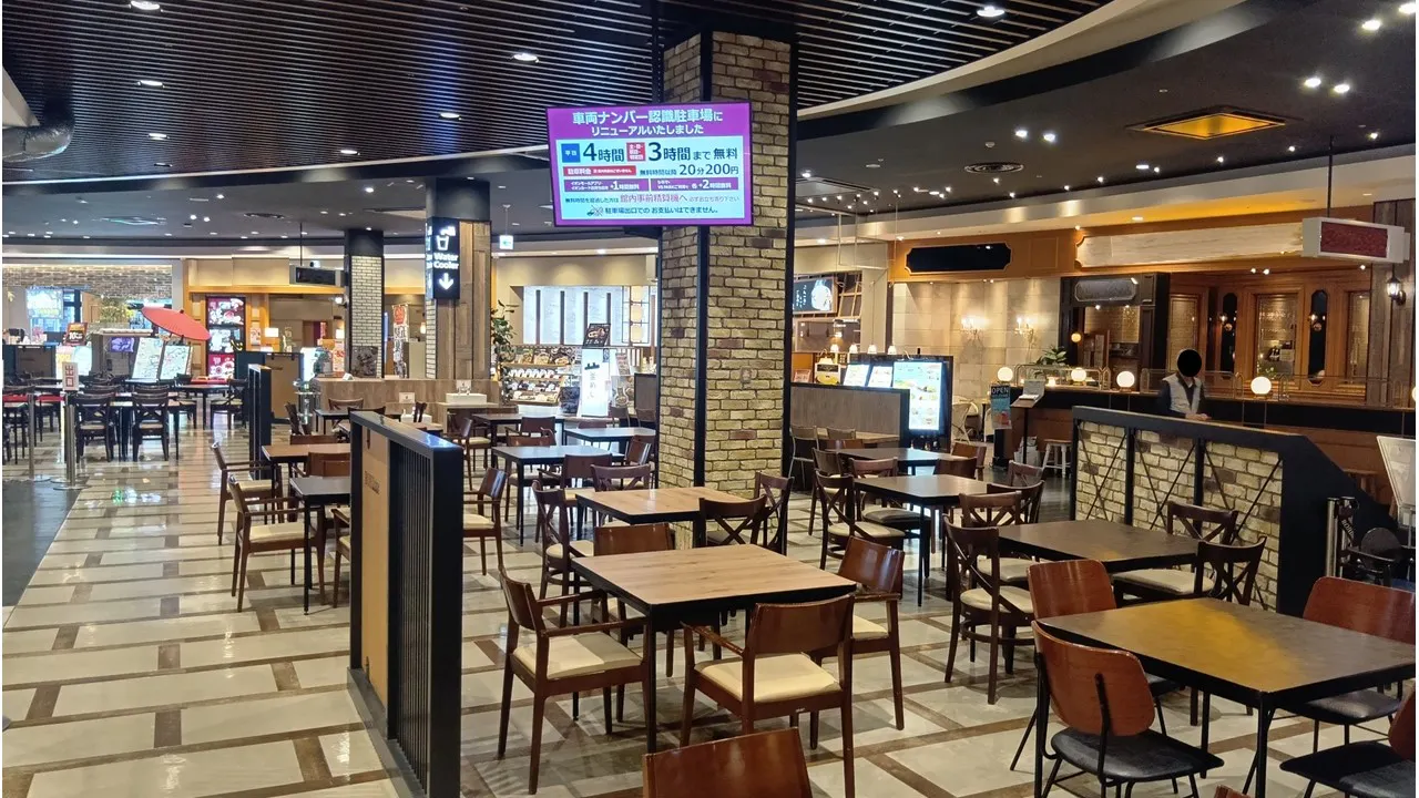 【イオンモール広島府中】モール内広告 1Fフードコート