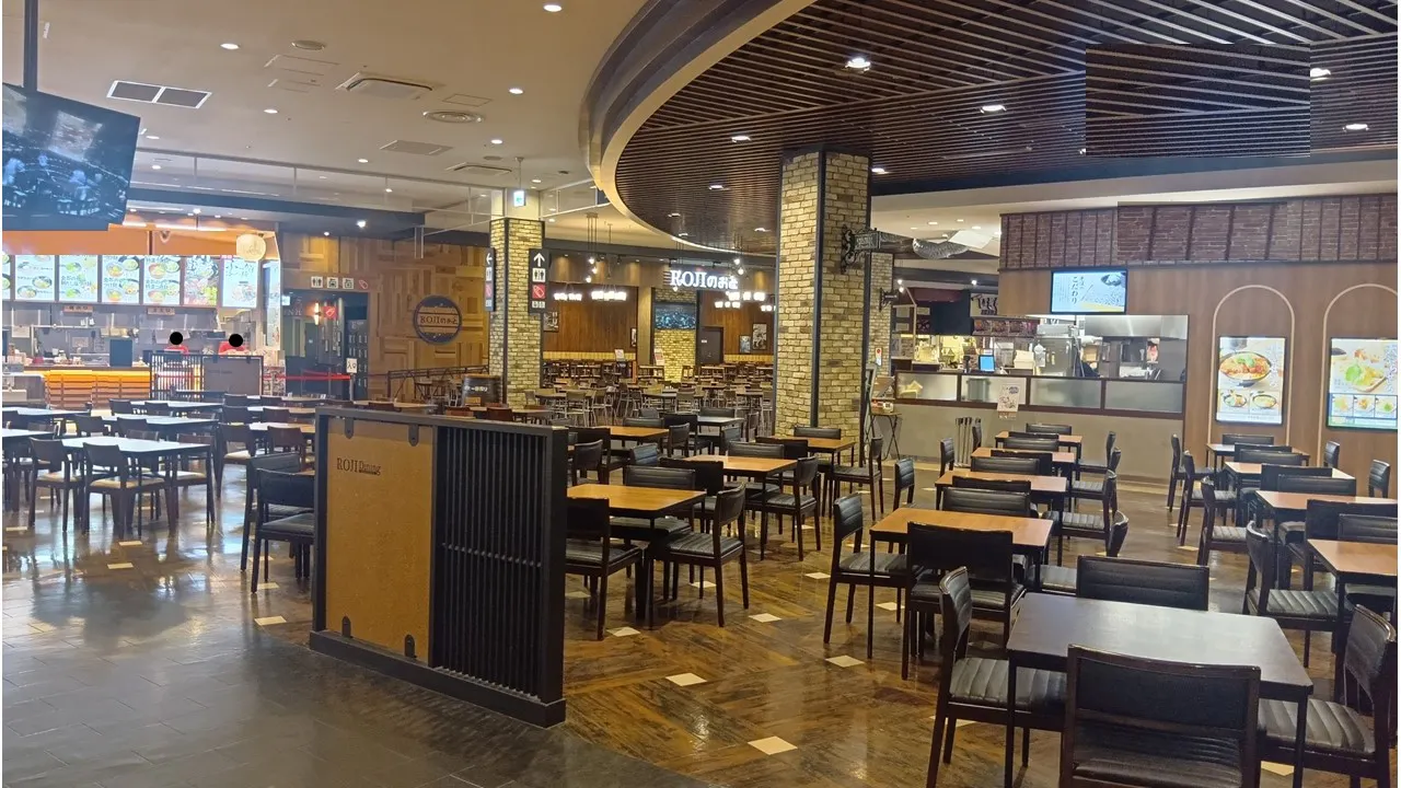【イオンモール広島府中】モール内広告 1Fフードコート