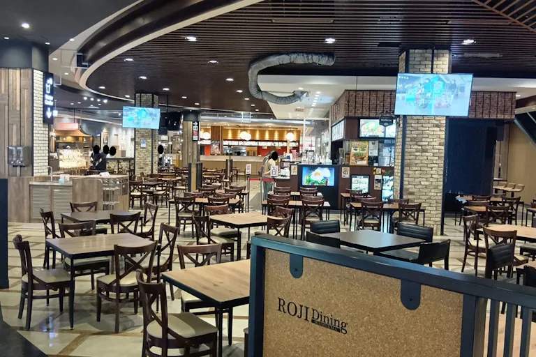 【イオンモール広島府中】モール内広告 1Fフードコートの画像1