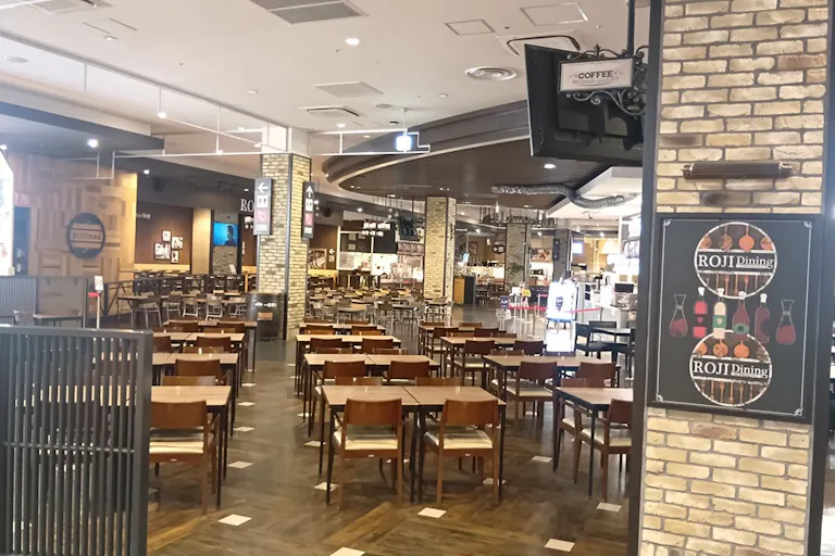 【イオンモール広島府中】モール内広告 1Fフードコートの画像5
