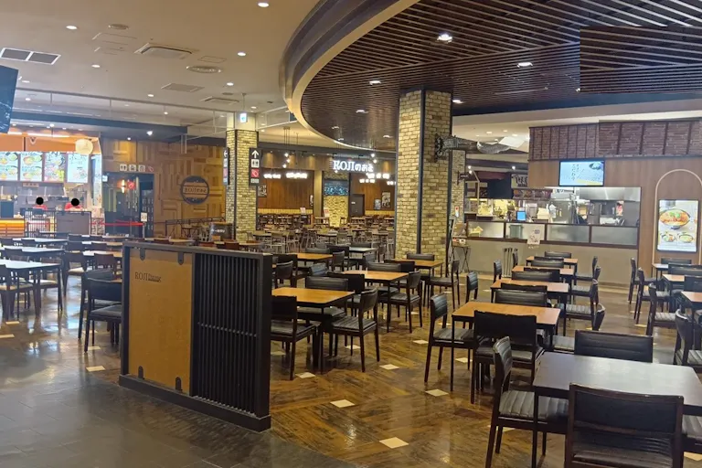 【イオンモール広島府中】モール内広告 1Fフードコートの画像6