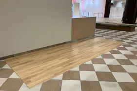 【ララガーデン川口】1階 インフォメーションボード横