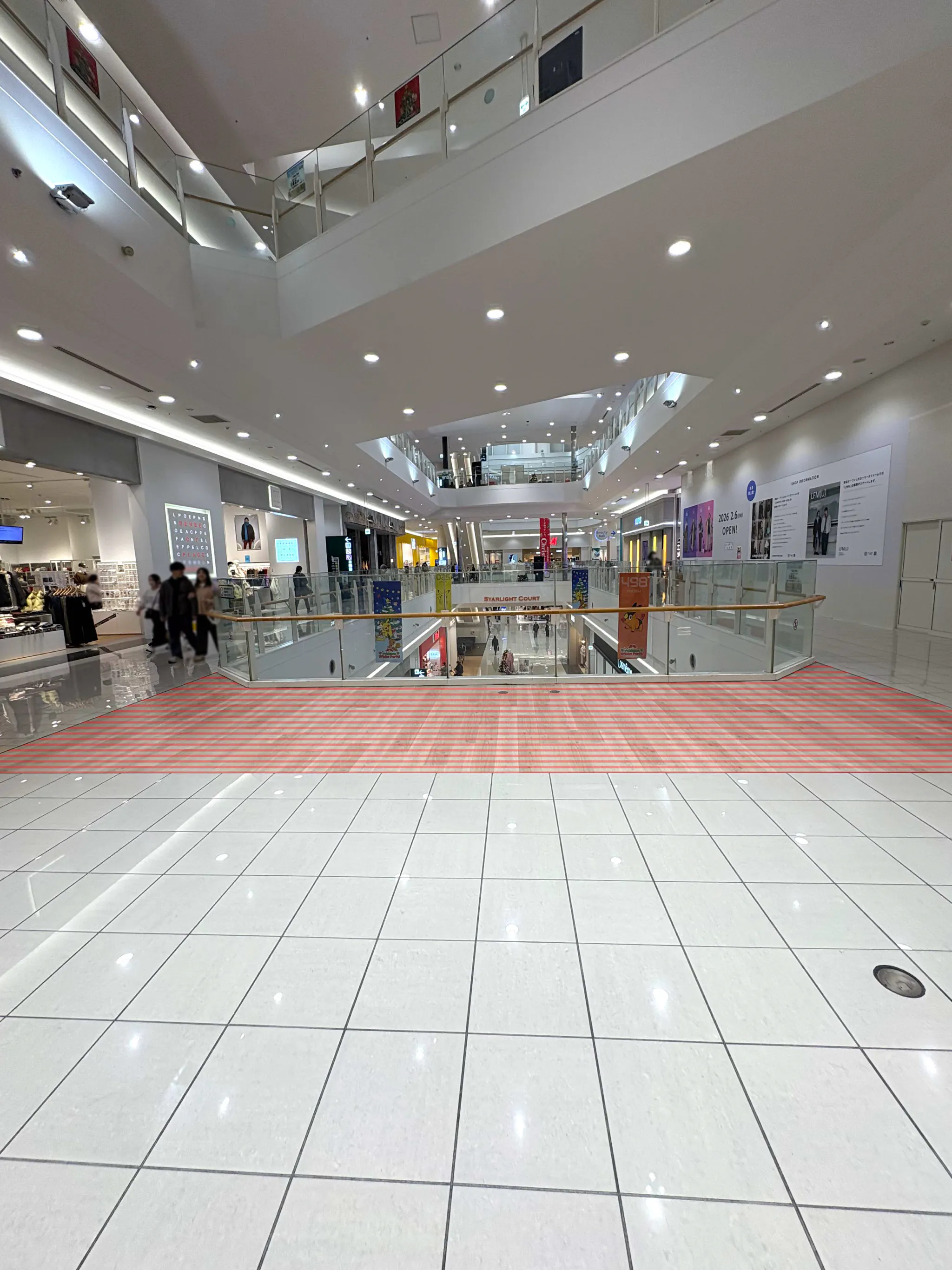 【イオンモール橿原】ノースモールエスカレーター脇（LUSH前）
