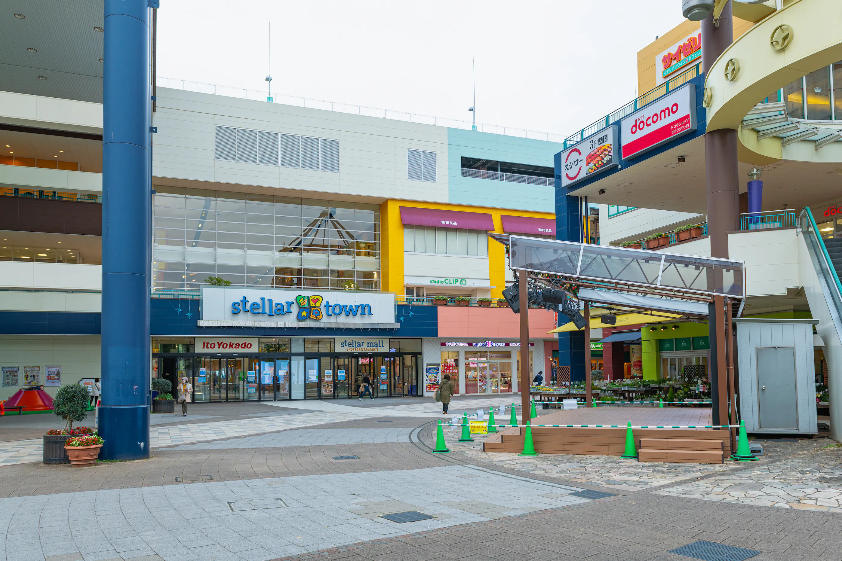 【ステラタウン】ポップアップストアやプロモーション適したショッピングモール3階にある無印良品前のイベントスペース