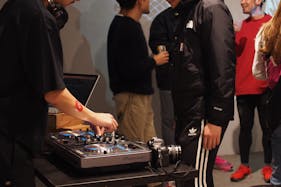 【新木場駅5分】木材倉庫をリノベーション 約163㎡ インダストリアルな空間。