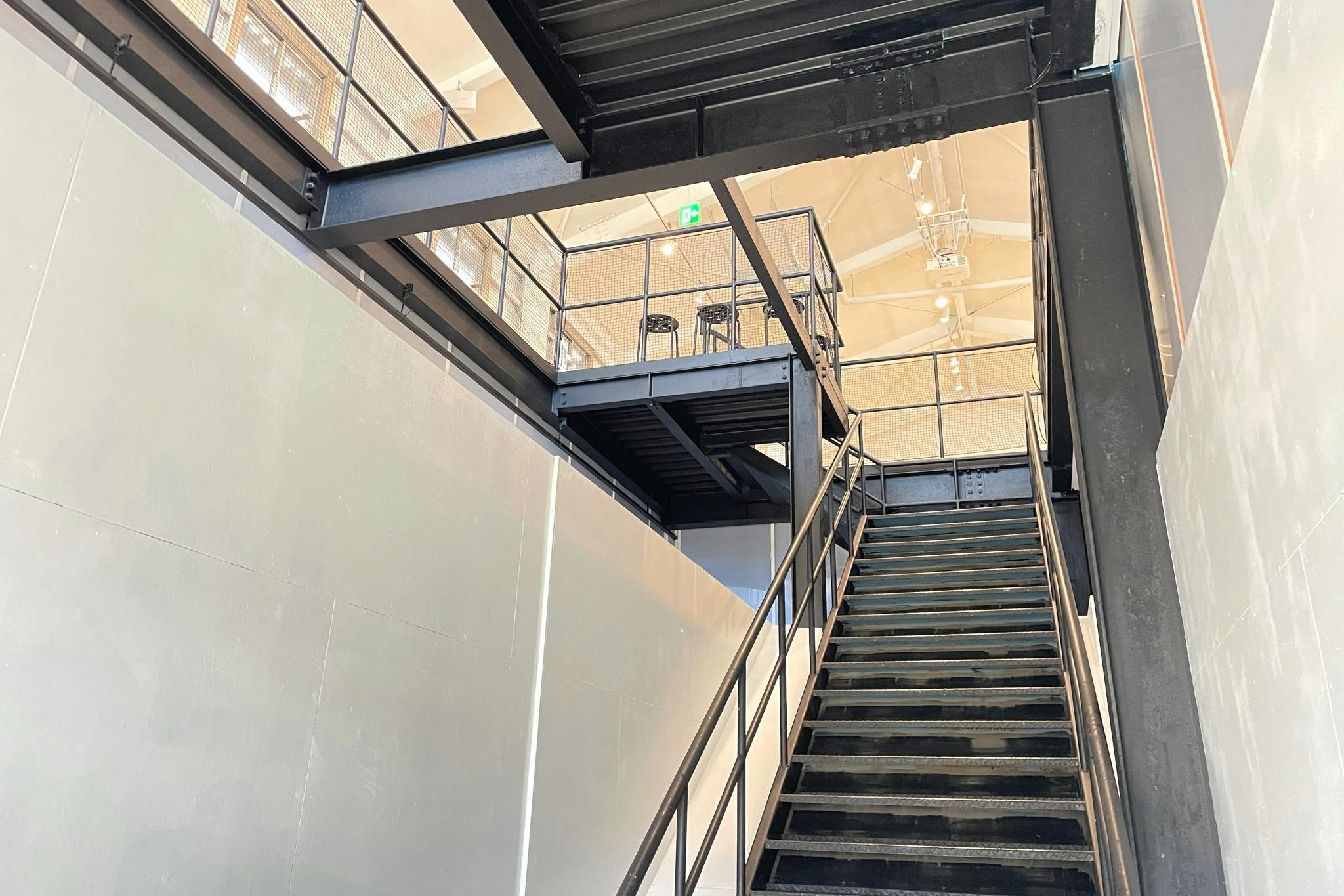 2F / 2階建 エレベーターなし