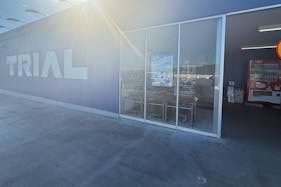 【スーパーセンタートライアル久留米上津店】【2F駐車場】食物販の出店が可能なトライアルマルシェ(キッチンカー/テント・スペース)