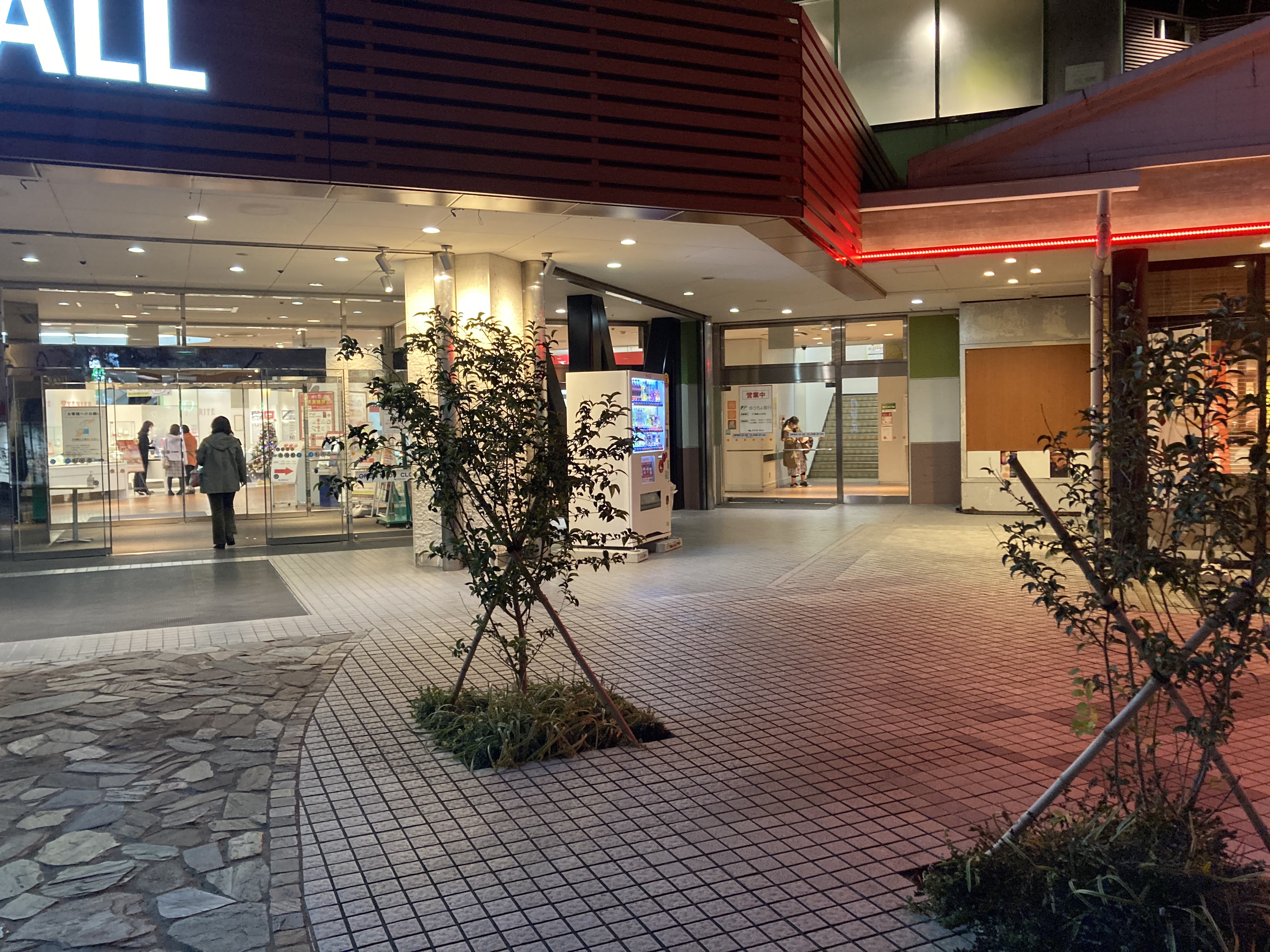 【ニットーモール】プロモーションイベントや物販利用が可能、商業施設の1F屋外イベントスペースの画像6