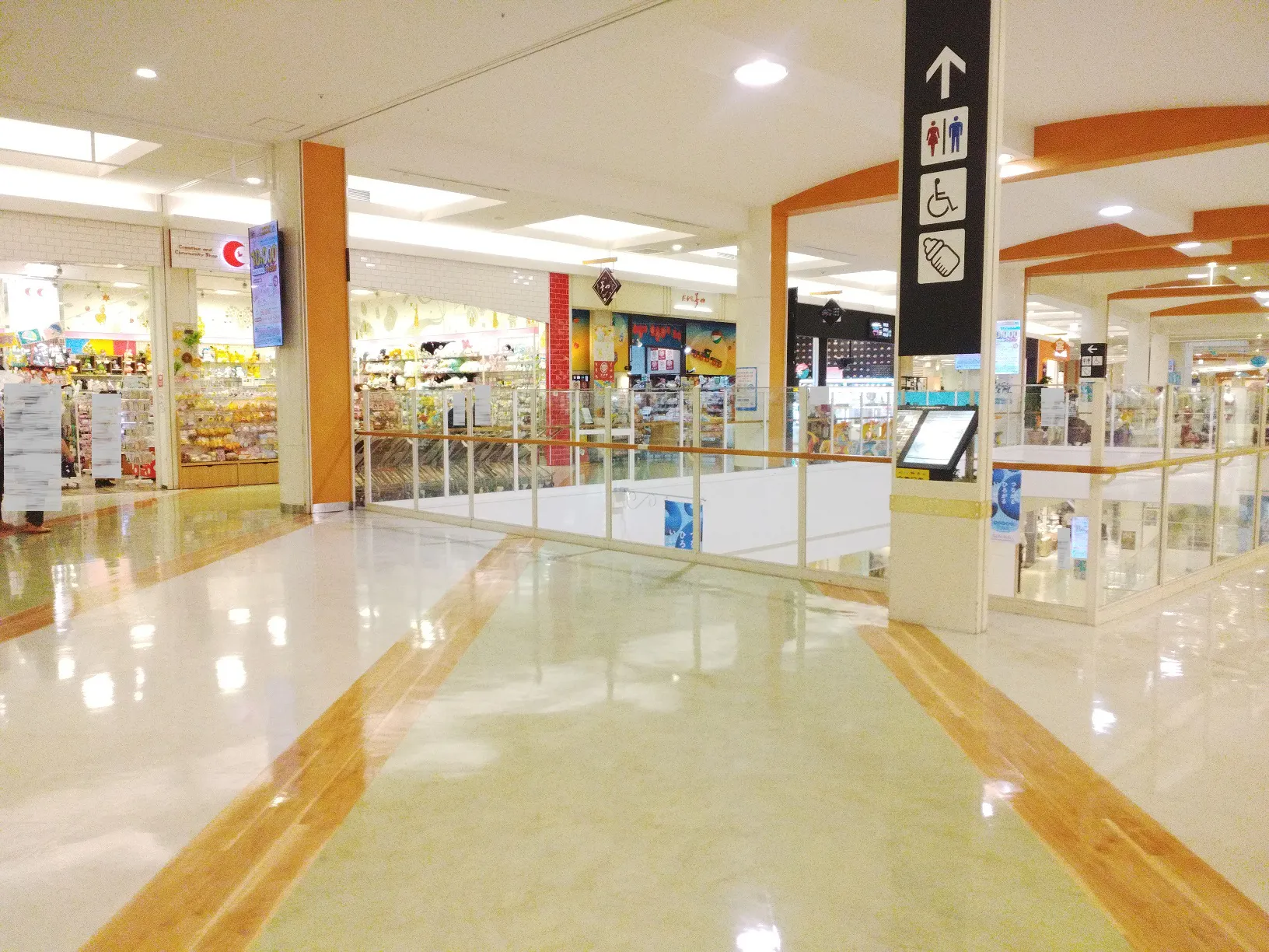 【イオンモールKAGOSHIMA BAY（鹿児島県）】ますく工房前　催事スペース
