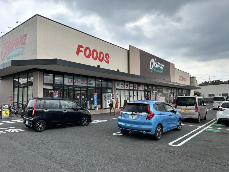 【オークワ香芝逢坂】販促キャンペーンやプロモーションイベントに適した風除室スペース