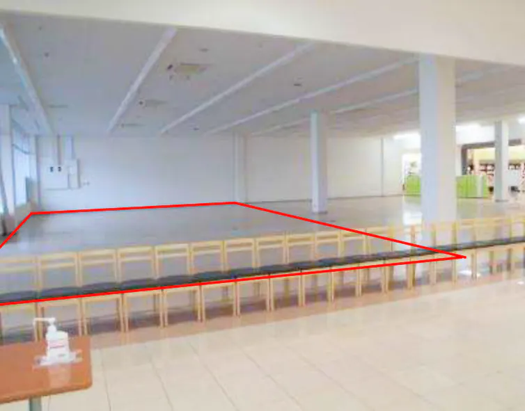 【イオンタウン平賀】展示会や物産展、大型プロモーションに最適な商業施設内メイン動線に面したテナント区画型のイベントスペース