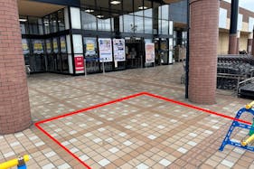 【メガセンタートライアル善通寺店】キッチンカー(調理営業)出店限定/屋外スペース(電源あり)