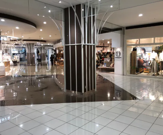 【イオンモール茨木*】1F スターバックス前