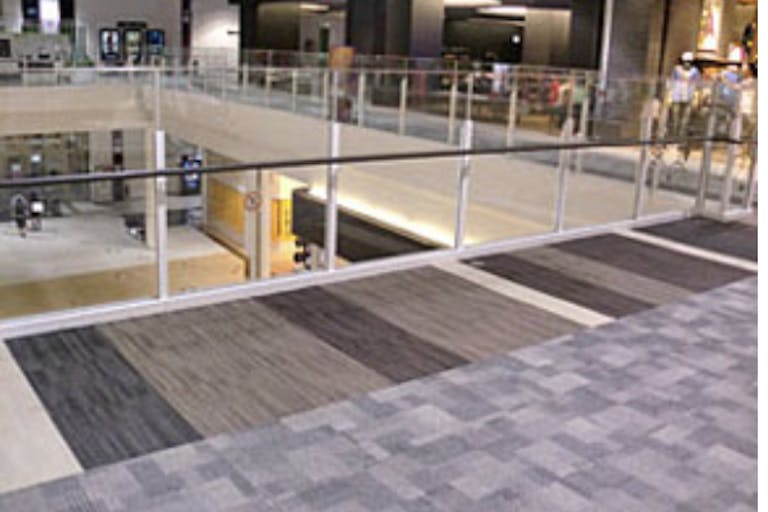 【イオンモール甲府昭和】ほたる南ブリッジ(2F)の画像1