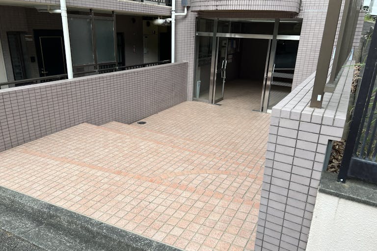 【町田市能ヶ谷エリア】物販・食物販のポップアップストアやプロモーションに最適なレジデンスの入口前イベントスペースの画像6