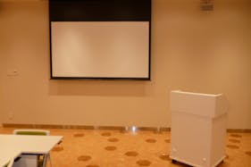 【グランフロント大阪】セミナーやワークショップ・プロモーション等の様々な用途に利用可能な商業施設内イベントスペース(全面利用)